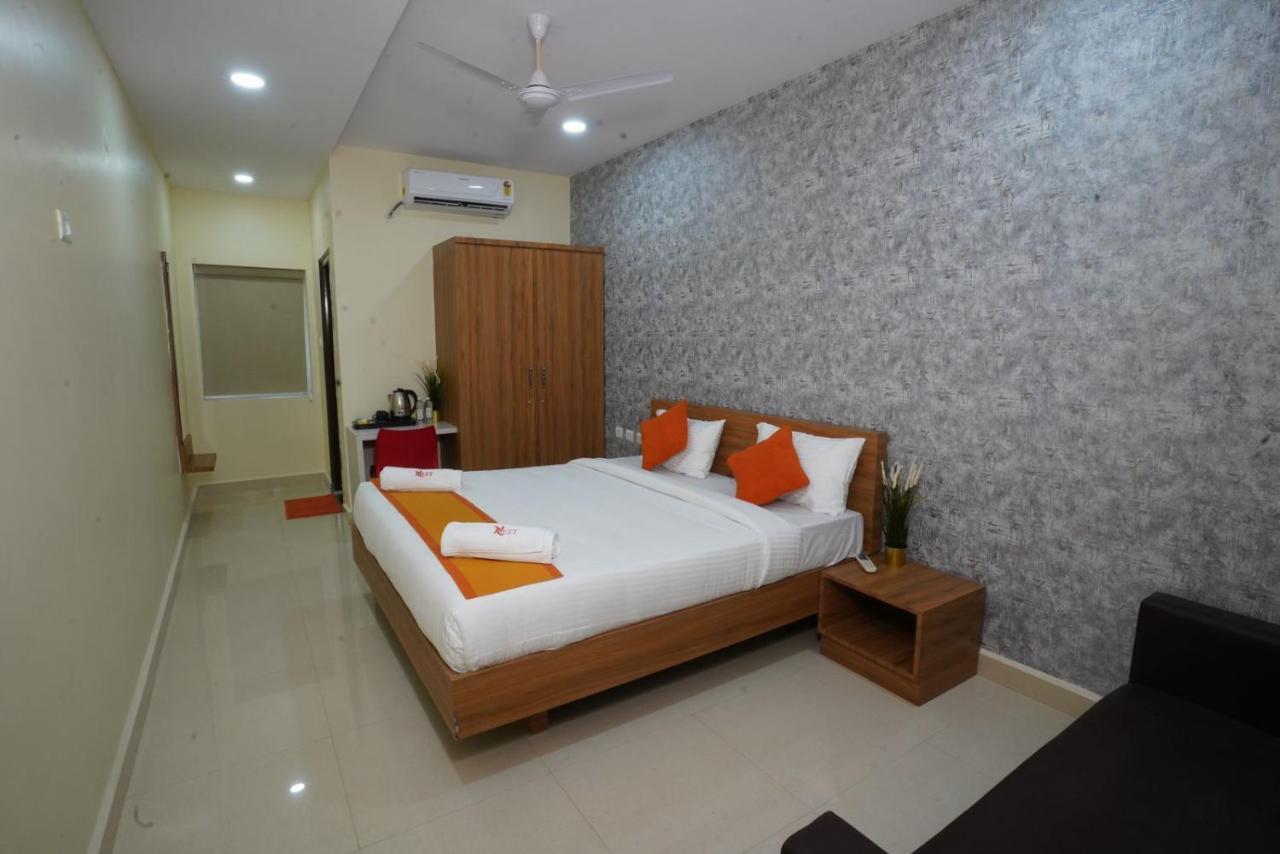 Iris At Nest Hotel Haiderabad Buitenkant foto